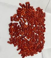 Pierres précieuses de corail rouge naturel Forme de capsule Corail italien naturel Cabochons de haute qualité faits à la main