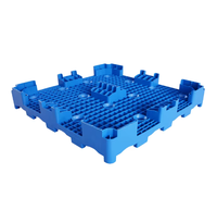 Palettes Euro en plastique HDPE durables à prix d'usine Entrée 4 voies à simple face pour usage industriel Bouteilles d'eau de 5 gallons 4000kg