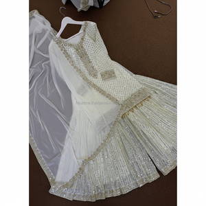 Fabzonefabindia Presenting New Party Were Beautiful Fancy Bordado pesado y lentejuelas de 5mm Work Top-Sharara con Dupatta - Product Image 1