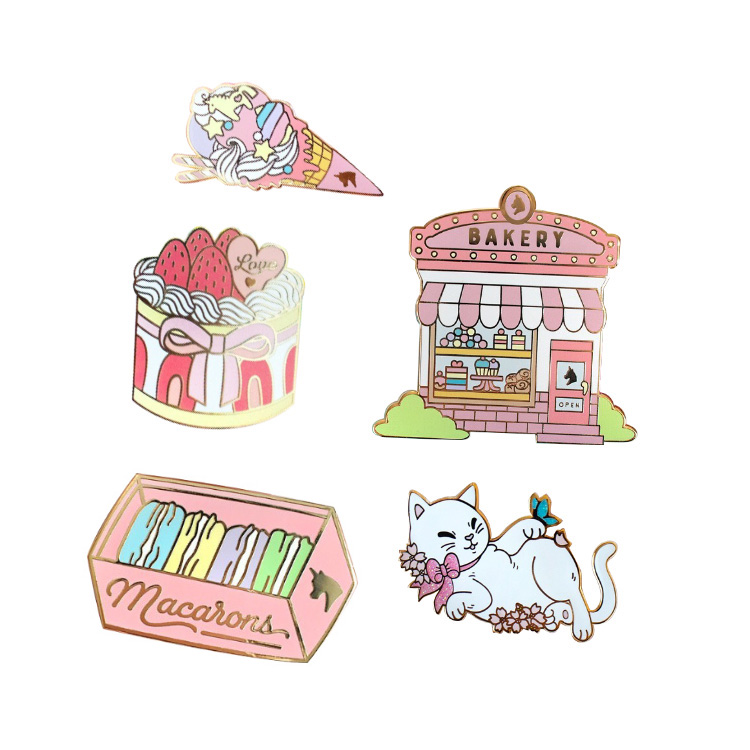 Personalized Wholesale Custom Cartoon Anime Sailor Moon Collector Enamel birthday girl pin badge
