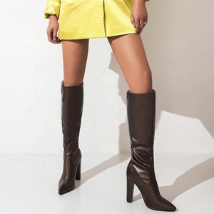 Bottes longues pour femmes, style simple, bout pointu, talons épais, hauteur genou, avec fermeture éclair arrière, chaussures tendance - Product Image 3
