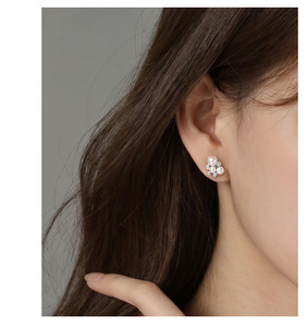 Freshwater <b>Pearl</b> Stud <b>Earrings</b> With Round Brilliant Cut <b>Diamonds</b> 925 Silver Flower Design Classic Women's Wedding Jewelry - Product Image 2