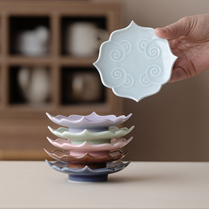 Guanlan <b>Ceramics</b> Flower Shape Porcelain Tea And Snack <b>Plate</b> For Party Fruit Platter - Product Image 1