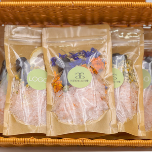 S & soak em/odm ขายส่งดอกไม้สมุนไพรสีชมพูหรูหราลาเวนเดอร์เกลืออาบน้ำขัดผิวแช่ขัดถุงชาบรรจุภัณฑ์ที่มีดอกไม้ - Product Image 4