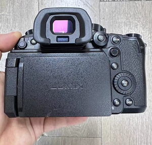 Cámara Digital Lumix DC-GH6 Original 90% Nueva con Sensor CMOS de Cuatro Tercios, 25MP, 4K - Product Image 3