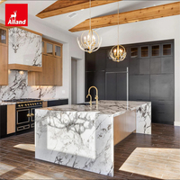 Armoires de cuisine contemporaines Allandcabinet noires et chêne avec buffet et accessoires d'armoires, îlot de cuisine en quartz cascade