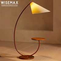 WISEMAX Lampe de sol en bois de style Wabisabi avec revêtement en tissu et lumière LED pour décoration intérieure de canapés d'hôtel et de cafés Lampadaire d'angle