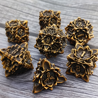 Jeu de dés en métal Fleur de Lotus - 7 pièces, dés polyédriques dorés vintage sculptés en 3D pour D&D, RPG, Dungeons and Dragons