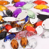 Vente en gros de strass en acrylique 3D en vrac, accessoires pour la tête en forme de fleur à coudre, pour robe de soirée de danse