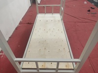 Lit superposé en métal argenté et bois pour dortoir scolaire avec armoire intégrée - Vente en gros