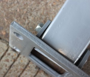 Bolardo de estacionamiento manual antirrobo para garaje personal con cerradura, venta al por mayor de fábrica - Product Image 3