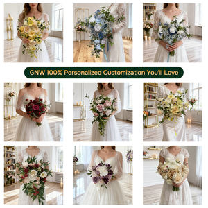 Bouquet da Sposa di Lusso in Seta per Spose e Damigelle, Fiori da Tenere in Mano per Matrimoni - Product Image 2