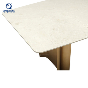 Set da Pranzo di Lusso Minimalista di Foshan con Gambe in Acciaio Inox Dorato e Piano in Pietra Sinterizzata Bianca <span class=keywords><strong>per</strong></span> 8 Persone, Arredamento <span class=keywords><strong>per</strong></span> <span class=keywords><strong>Cucina</strong></span> - Product Image 5
