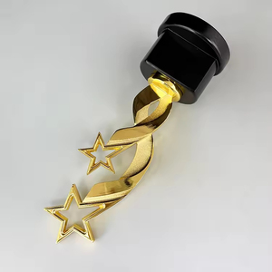 Trophée brillant en forme d'étoile double en métal doré avec base en plastique pour les concours de musique et d'art - Product Image 3