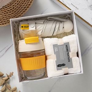 Juego de Regalo 3 en 1 Personalizado para San Valentín, Día de la Madre, Cumpleaños, Recuerdo con Taza, Toalla y Caja de Regalo para Mujeres y Damas de Honor - Product Image 3