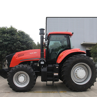 Tracteur agricole à prix d'usine, 300 CV, 4x4, tracteur compact, grand tracteur agricole QLN-3004, robuste, avec cabine