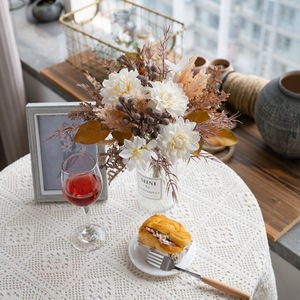 Bouquet de fleurs artificielles CallaFloral Dahlia pour la décoration de la maison et des mariages CF02024 - Product Image 1