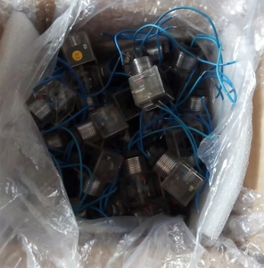 24V <b>12V</b> Hydraulic Solenoid Part LED <b>Plug</b> - Product Image 2