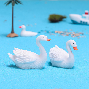 Adorno de cisne en miniatura de resina, decoración de pareja de animales para exhibición de jardín de bonsái DIY - Product Image 4