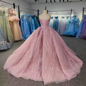 Vestido de Quinceañera y Fiesta Elegante Dy1367 Estilo Princesa Rosa de Gasa con Apliques, Top de Tubo y Diamantes Brillantes - Product Image 2