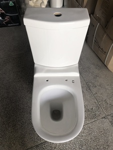 Ensemble WC et lavabo en porcelaine de luxe au design moderne pour salles de bain, idéal pour l'Afrique - Product Image 2