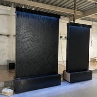 Cascade de mur d'eau en acrylique de haute qualité avec lumières LED colorées mobiles pour la décoration murale intérieure