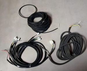 Manguera Hidráulica, Cable del Acelerador, Caja de Control, Correa, Rueda Auxiliar, Gancho de Remolque, Luz Lateral, Piezas de Grúa - Product Image 1