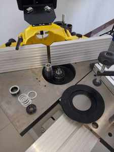 Machine à polir et à rainurer le bois avec table coulissante, moteur 2 kW pour le fraisage et le rabotage des surfaces - Product Image 6