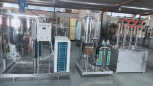 Yarı Otomatik Pnömatik İzobarik Gazlı İçecek C Dolum Makinesi <span class=keywords><strong>CO2</strong></span> Karıştırıcı ile - Product Image 6