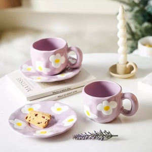 Tazza da tè in ceramica floreale dipinta <span class=keywords><strong>a</strong></span> <span class=keywords><strong>mano</strong></span> con piattino 8.45oz tazza per Cappuccino in <span class=keywords><strong>porcellana</strong></span> per caffè domestico - Product Image 4