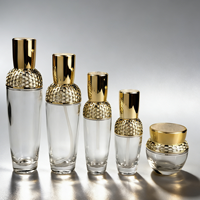 Flacon de parfum en verre incurvé personnalisable de 100 ml avec finition givrée, pulvérisateur à chaud, flacons de soin de la peau de luxe