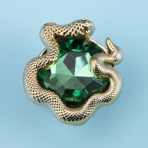 Caja de Regalo Personalizada, Cadena de Metal de Lujo con Forma de Serpiente, Adornos para Zapatos con Gemas de Esmeralda Verde y Diamantes de Imitación, Decoraciones para Zuecos al por Mayor - Product Image 3