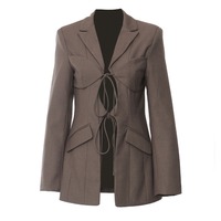 Blazer Élégant Femme Printemps-Été 2026 – Nouveauté Coupe Irrégulière, Découpes, Nœud Frontal, Design Original et Structuré, Veste Tendance