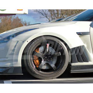 Ensemble de garde-boue large en fibre de carbone partielle de style VaRS 2013 pour Nissan R35 GTR 2008-2011 - Product Image 2