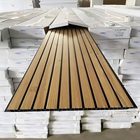 Sonsill Fácil de instalar Venta al por mayor Techo de PVC Grano de madera Patrón desgastado Panel de techo de revestimiento de PVC compuesto de plástico