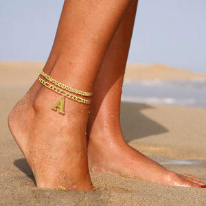 थोक कस्टम स्टेनलेस स्टील 18k सोने की प्लेटेड टखट फैशन गहने महिलाओं के लिए शुरुआती सोने के पत्र के साथ - Product Image 2