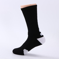 2022 faible QUANTITÉ MINIMALE DE COMMANDE Personnalisé Logo Super Courir Vélo de Sport D'élite Ras Du Basket-Ball Hommes Terry Chaussettes de Sport