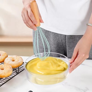 Juego de 13 espátulas para pastel de Navidad, de silicona ecológica con mango de madera, batidor de huevos, pinza para alimentos, utensilios para hornear masa, diseño de hombre de jengibre - Product Image 6