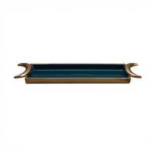 Bandeja Rectangular Artesanal de Esmalte Azul con Asas de Luna Creciente en Oro Cepillado para Servir Comida y Bebidas - Product Image 1