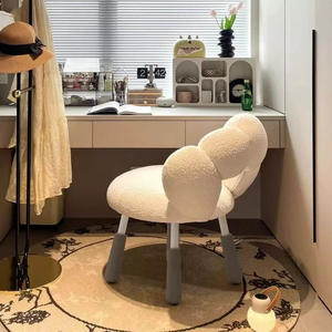 Silla con forma de pétalo, taburete giratorio multifuncional para dormitorio, silla de maquillaje para adultos, niños y ancianos - Product Image 2