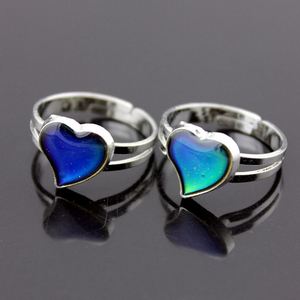 Anillos con Forma de Corazón que Cambian de Color, Diseños de Anillos que Cambian de Color, Nueva Imagen, Venta al Por Mayor - Product Image 4