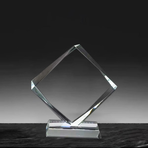 Wholesale Clear Customized Engraved High Quality Crystal Glass Blankshield Trophy Customized Crystal Trophy Award for Souvenir