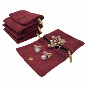 Sobre de joyería de gamuza con logotipo personalizado de terciopelo suave al tacto de alta calidad a <span class=keywords><strong>la</strong></span> moda - Product Image 5