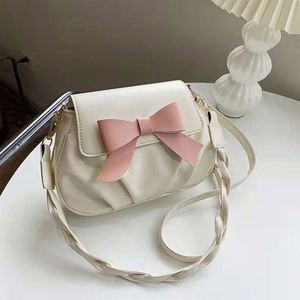 กระเป๋าสะพายข้าง Bowspure 2024 รุ่นใหม่ล่าสุด สไตล์เรโทร แฟชั่นสำหรับผู้หญิง โบว์เล็ก กระเป๋าถือแบบจีบเย็บลายเคเบิ้ล หนัง PU สีสันสดใส - Product Image 2