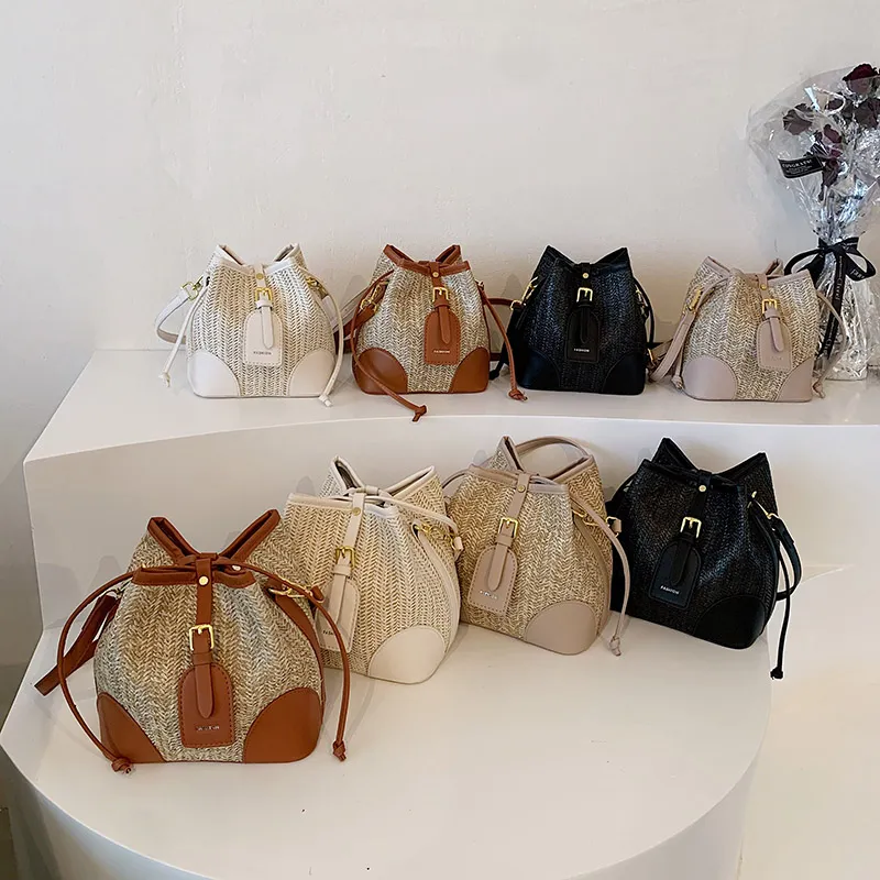 New fashion handbags 2023 light ladies leather woven bags ladies design purses For Female