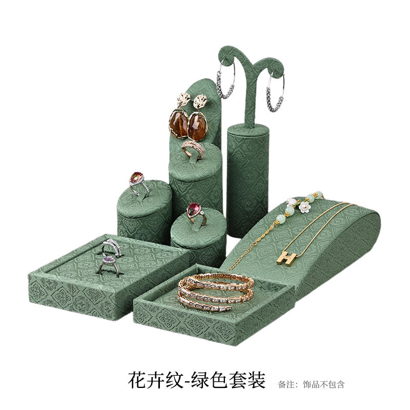 สีเขียว