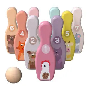 木制可爱卡通动物图案保龄球套装包括10个塑料别针和2个儿童室内运动智能玩具球