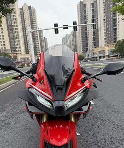 สกูตเตอร์ระบบแก๊ส RR525 wuji เบรก4จังหวะเครื่องยนต์เบนซินเบรเมโบ + ระบบกันสะเทือนแบบแอโรไดนามิก - Product Image 4