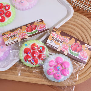 Juguetes Antiestrés de Pastel de Fresa, Divertidos y Blandos, para Niños, Decoración de Cocina de Casa de Muñecas, para Niños y Niñas - Product Image 4