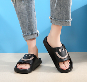 Chaussons d'intérieur et d'extérieur Factory Smile simples, confortables, en EVA, antidérapants, respirants et doux pour hommes et femmes - Product Image 6